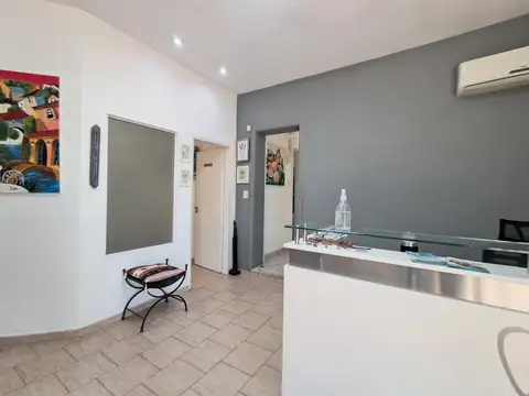 Hipólito Yrigoyen 400