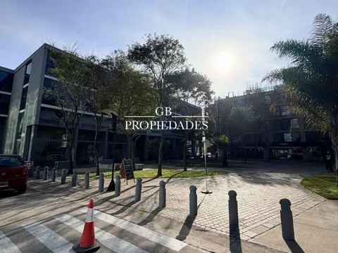 Alquiler de Local en 46 Plaza, Pilar