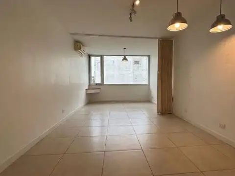 Pacheco de Melo 2100 , Piso 7
