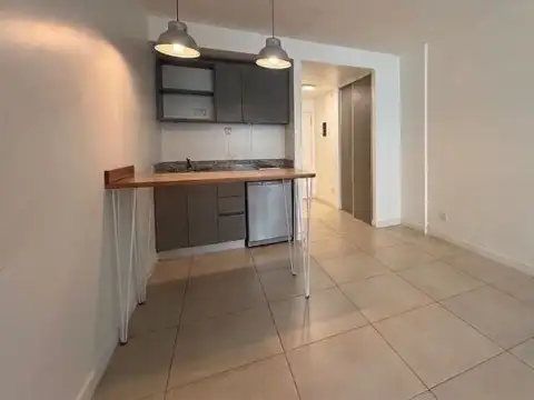 Departamento en Alquiler en Recoleta, $ 590.000