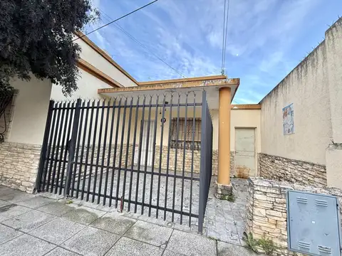 Casa En Venta Laferrere Centro