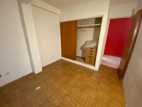Departamento 2 Ambientes con patio - Bajas expensas -