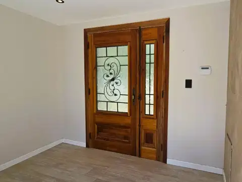 VENTA CASA 5 AMBIENTES  A ESTRENAR  COLINA ALEGRE