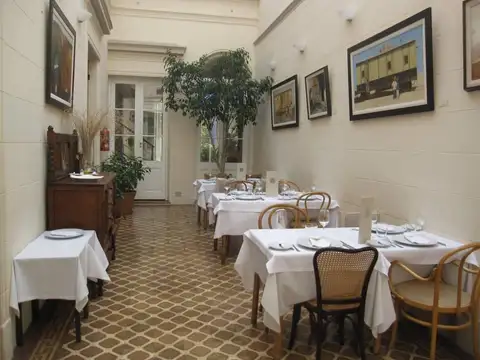 Hotel en Venta 16 años