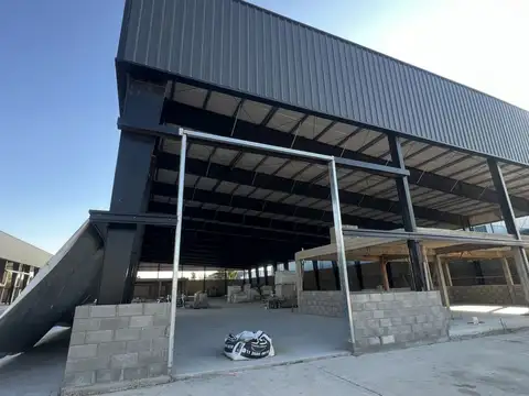 Galpon en Venta 40  mts Frente