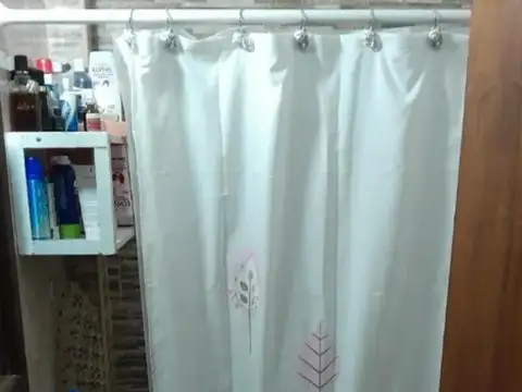 Depto Tipo Casa 2 ambientes con 1 baño