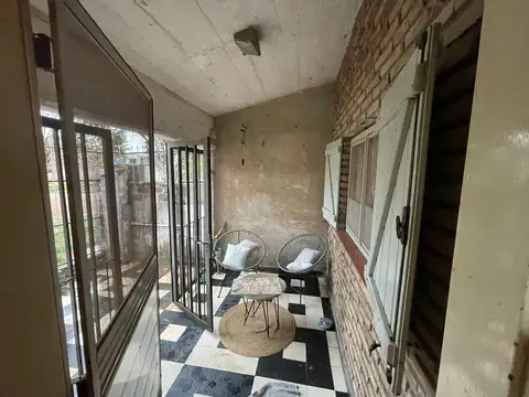 Casa 3 ambientes con 1 baño