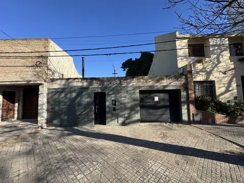 Terreno/casa en venta - apto desarrollo