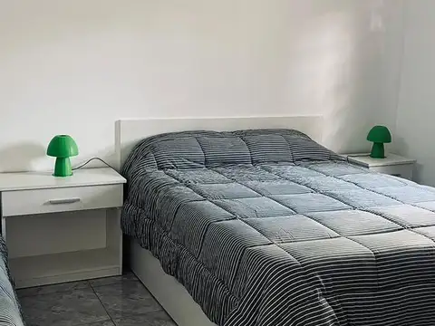 Casa 2 ambientes con 1 baño