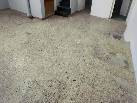 Depto Tipo Casa en Alquiler de 3 ambientes