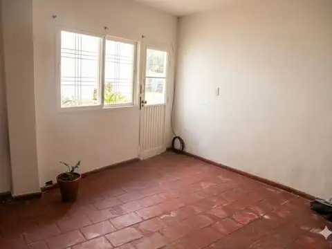 Depto Tipo Casa 3 ambientes con 1 baño
