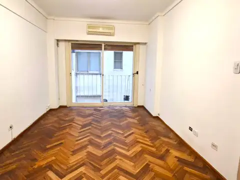 Amplio  dto  2  amb  con  lavadero