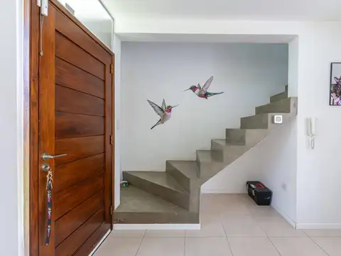 Depto Tipo Casa en Venta 5 años