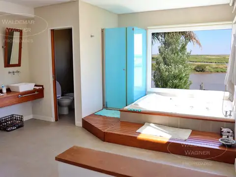 Mansion en el Delta | Isla Santa Monica | Al Rio San Antonio | 10 personas