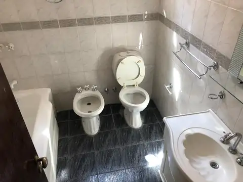 Casa - Venta - Argentina, San Miguel - Avda. Presidente Peron 3060