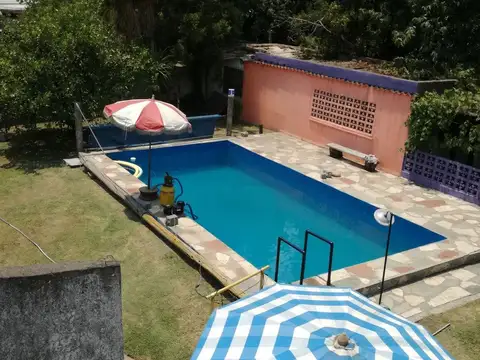 VENTA CASA 4 AMB PILETA MERLO FERRARI