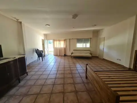 Casa en Alquiler en Lujan, $ 550.000