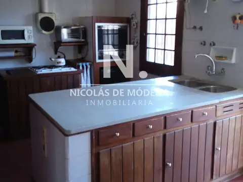 Casa en Alquiler Temporal en Playa Mansa, USD 6.100