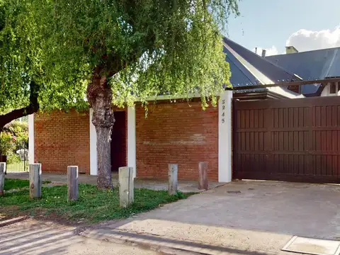 Casa 5 ambientes con 2 baños