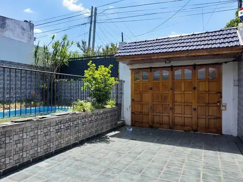 Casa 4 ambientes con 3 baños