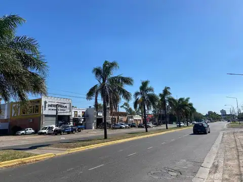 Local en Alquiler en Pilar, USD 2.500