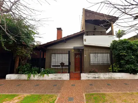 CASA 4 AMB, JARDIN, LAVADERO Y GALPÓN APTO CRÉDITO