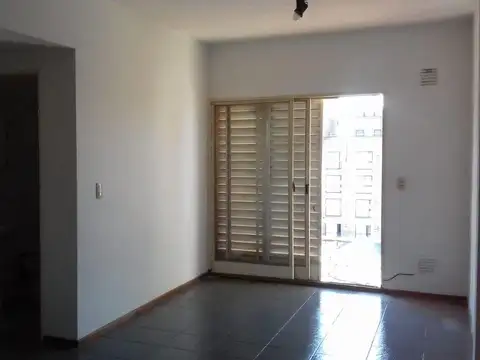 Avenida San Martín 2400, Piso 4