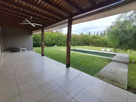 Casa en Venta de 4 dormitorios