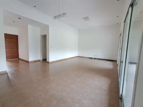 Venta casa en Villanueva Tigre-1 planta y Pileta