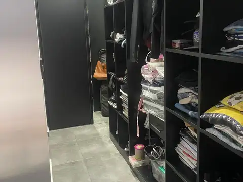 Casa 2 ambientes con 2 baños
