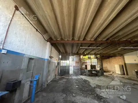 Galpon en Venta 40  mts Fondo