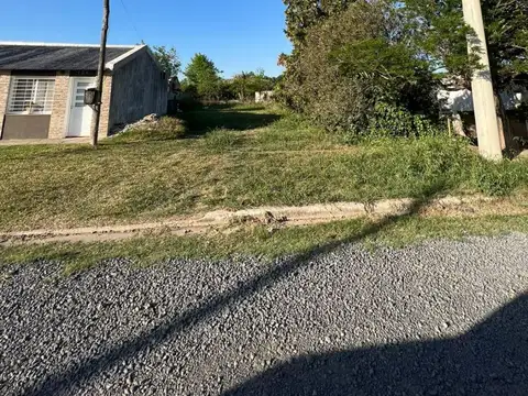 Vendo lote en barrio los ciruelos Empalme villa constitucion