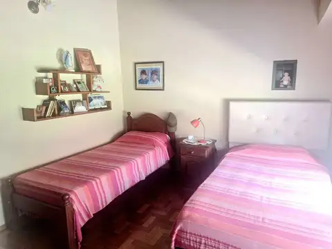 CASA 3 AMBIENTES EN VENTA EN EL JAGUEL