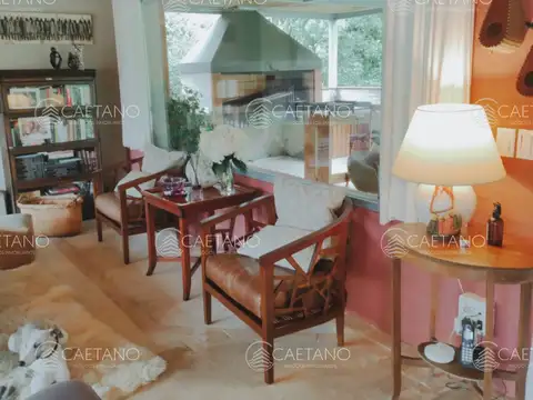 Casa en Venta de 5 dormitorios