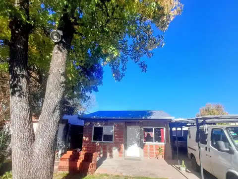 Casa 3 ambientes con 1 baño