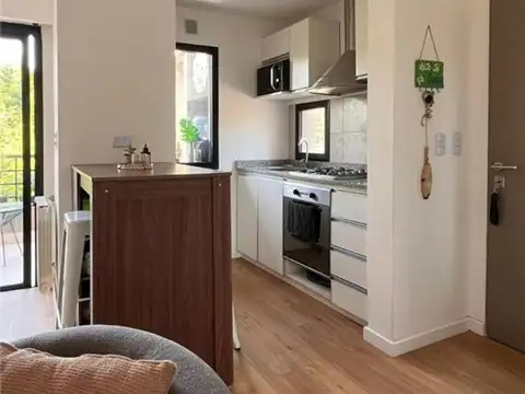 Departamento en Alquiler Temporal con 1 cochera