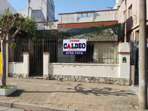 CASA 3 AMB CON GARAJE Y PARQUE 
