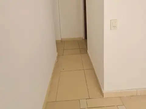 Depto Tipo Casa en Alquiler en Jorge Cura, $ 570.000