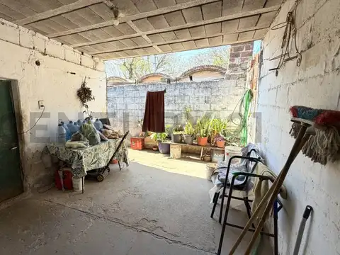 CASA DE 3 DORMITORIOS - VENADO TUERTO