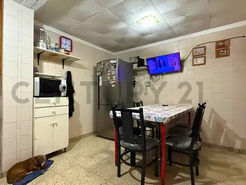 Balcarce 1300, Piso 0