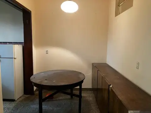 Depto Tipo Casa en Venta 50 años