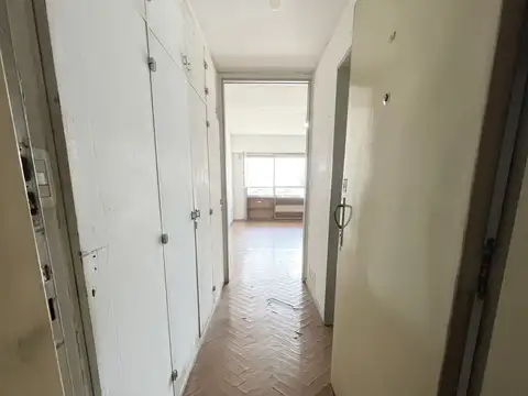 Santa Fe 1300, Piso 4