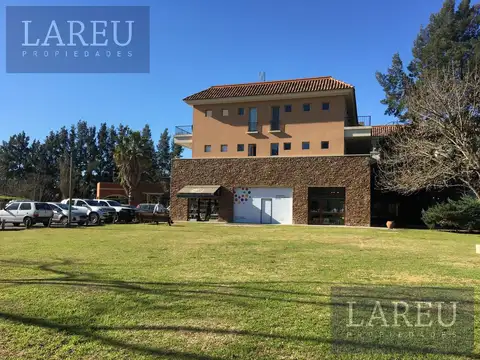 LAREU Propiedades - Local en Pueblo Caamaño