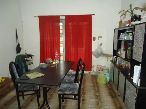 Casa en Venta en Burzaco, USD 80.000