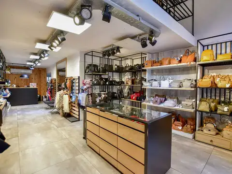 Local en Venta 32 años