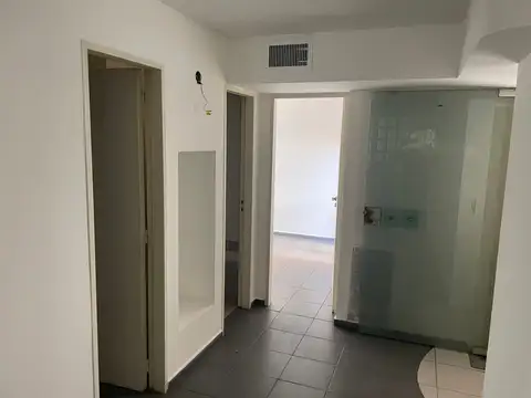 Oficina en Alquiler 20 años