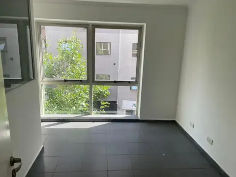 Oficina en Alquiler en Centro, $ 1.100.000