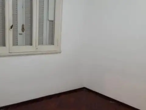 Depto Tipo Casa en Venta 74 años