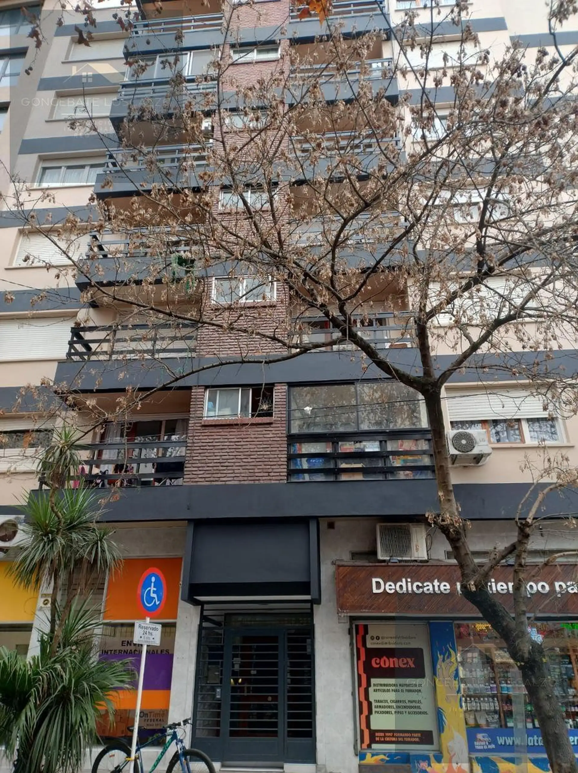 Depto 2 amb, 50m² en Centro — listo para habitar