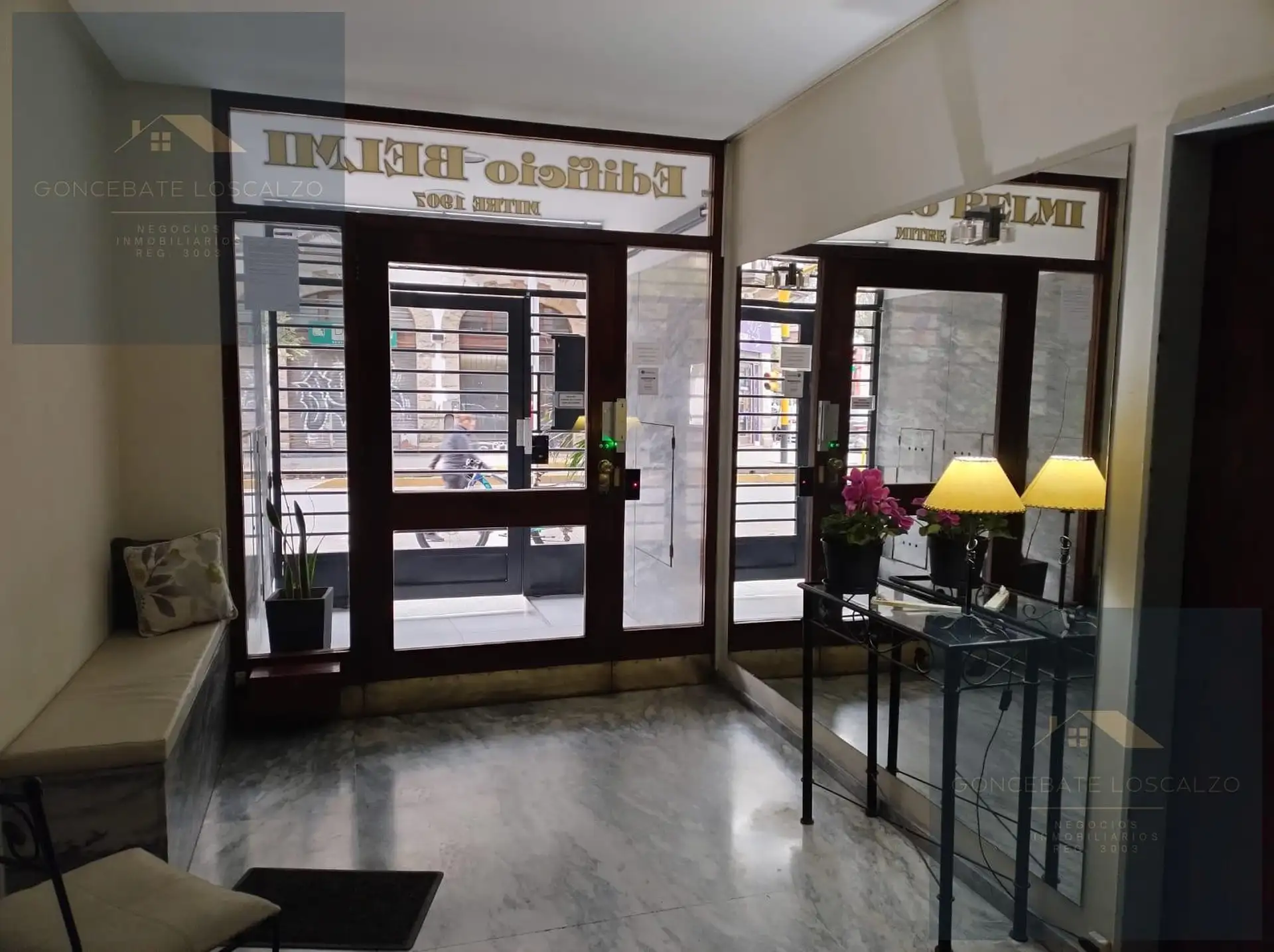 Depto 2 amb, 50m² en Centro — listo para habitar